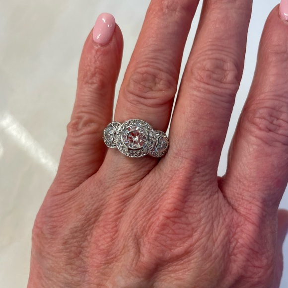 Three stone ring with accents. Size 6 - Picture 2 of 5